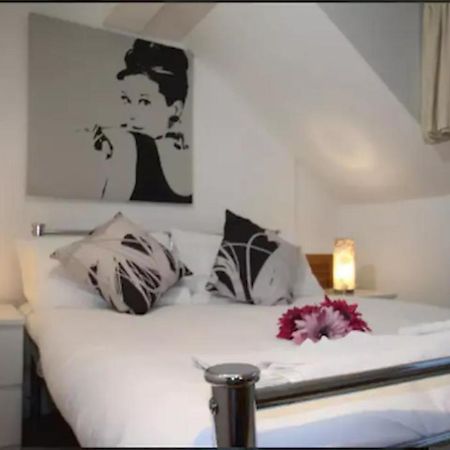 Apartasuites London Emerald Экстерьер фото