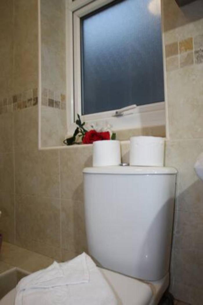 Apartasuites London Emerald Экстерьер фото