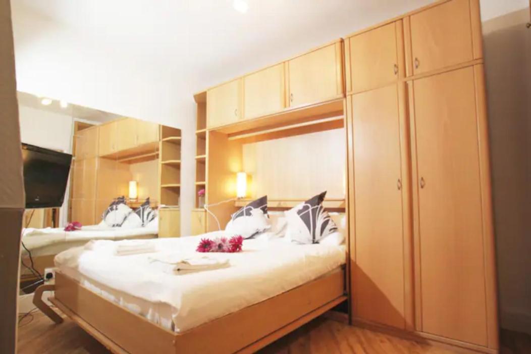 Apartasuites London Emerald Экстерьер фото